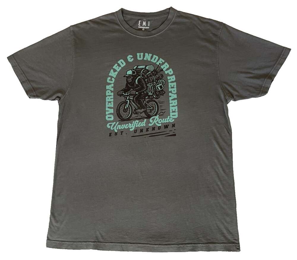New Yeti Men M Gray Crew Neck Short Sleeve Graphic T-Shirt Cotton Hike Camp Bike